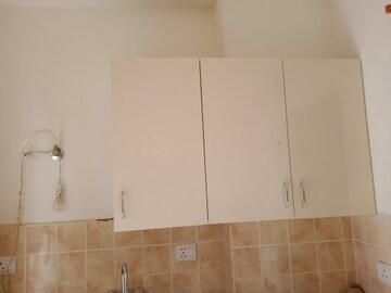 Furnished Amenities in 2 BHK Apartment at Ramprastha Awho, Sector 95 – for Rent