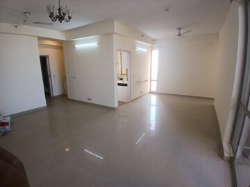 Room in 3.5 BHK Apartment at Orchid Island, Sector 51 – for Rent