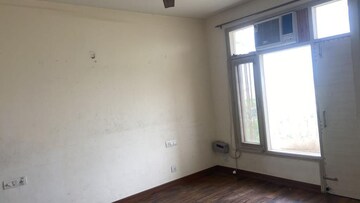 Room in 3 BHK Apartment at Malwa Escon Arena, Lohgarh – for Rent
