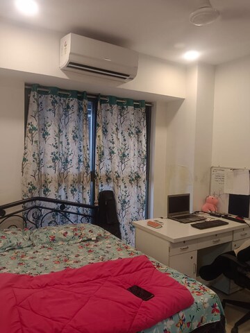 Bedroom in 3 BHK Apartment at Vaibhavlaxmi Stella Sapphire, Chembur – for Rent
