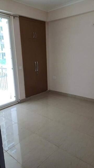 Room in 2 BHK Apartment at Supertech Ecovillage I, Sector 1 Greater Noida – for Sale