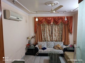 Living Room in 3 BHK Apartment at East Of Kailash – for Rent