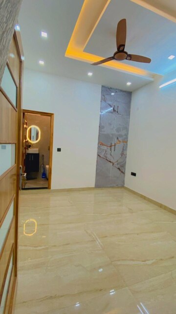 Room in 3 BHK Builder Floor at Sahastradhara Road – for Sale