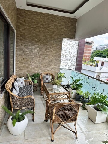 Living Room in 4 BHK Independent House at Dalanwala – for Sale