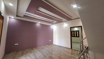 Room in 3.5 BHK Builder Floor at Sahastradhara Road – for Sale