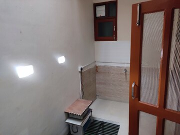 Master Bedroom in 2 BHK Apartment at Surendra Avenue 69, Sector 69 – for Rent