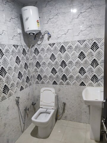 Bathroom in 2 BHK Apartment at Surendra Avenue 69, Sector 69 – for Rent