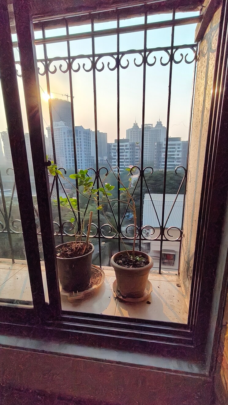 Balcony, vrindavan-apartment-goregaon 2 Bedroom 950 Sq.Ft. Apartment In Goregaon East Mumbai 7967636