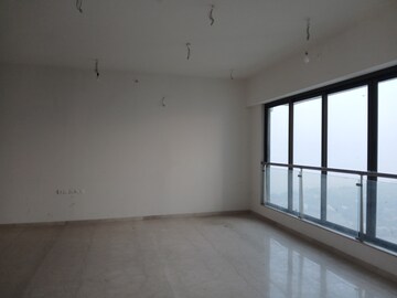Room in 3.5 BHK Apartment at Celestia Spaces, Sewri – for Sale