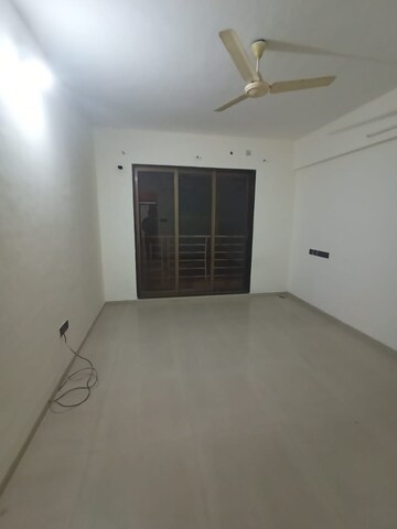 Room in 3 BHK Apartment at Tulsi Sagar, Nerul – for Rent