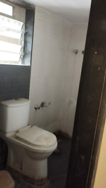 Bathroom in 3 BHK Apartment at Thane West – for Rent