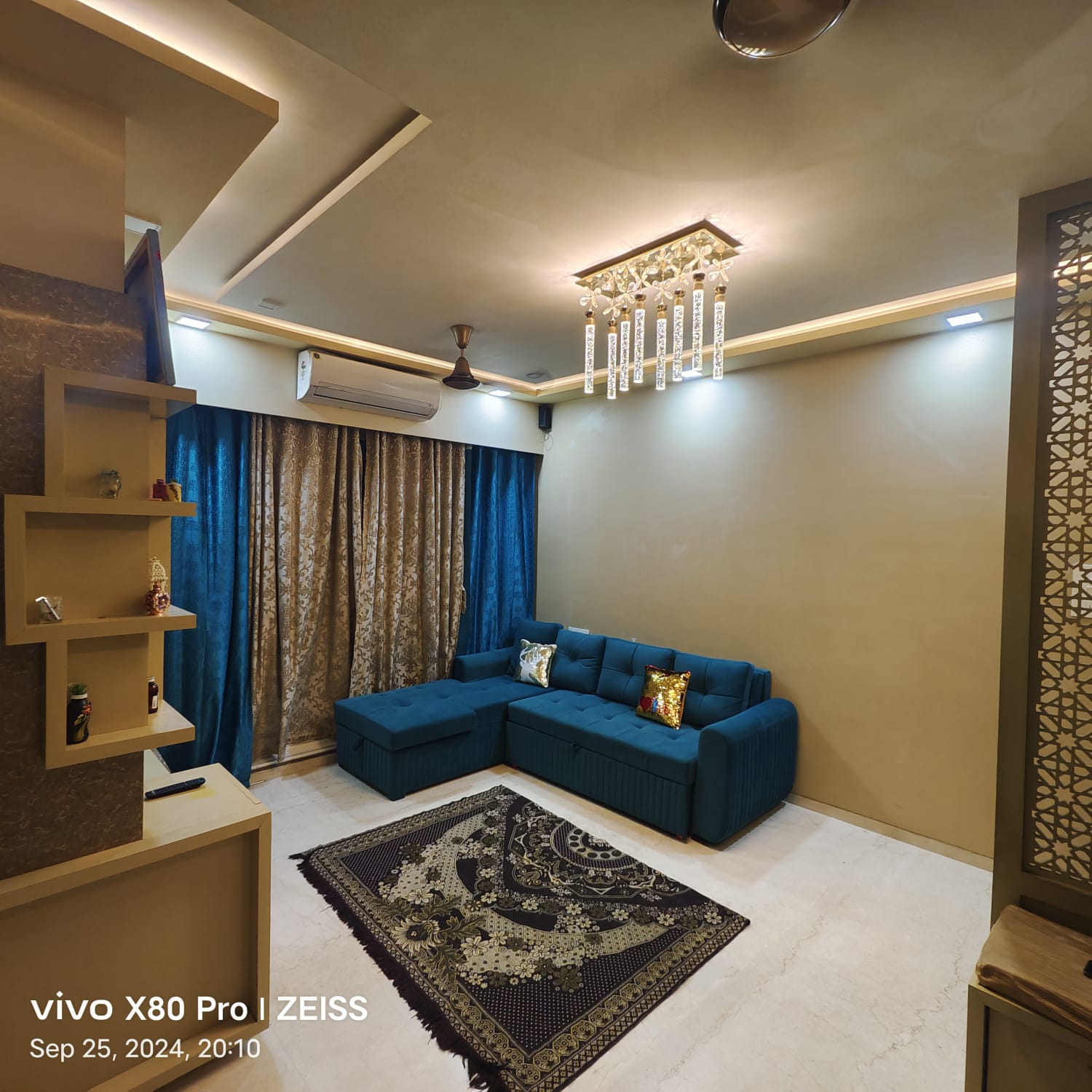 3 BHK + Pooja Room 1900 Sq.Ft. Apartment in Metro The Palms