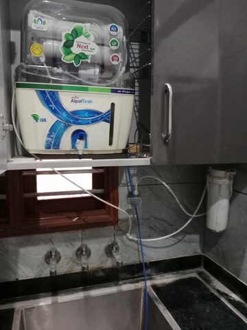 Kitchen in 2 BHK Builder Floor at Sector 17 – for Rent