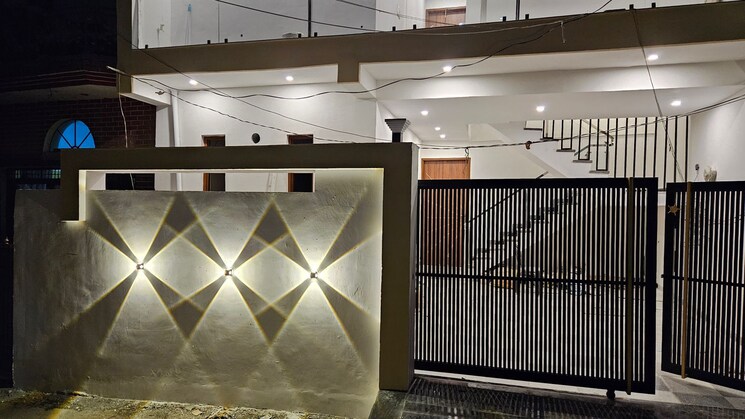 Balcony, sahastradhara road 4 Bedroom 125 Sq.Yd. Independent House In Sahastradhara Road Dehradun 7967699