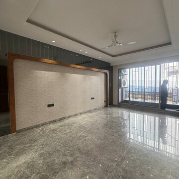 Room in 3 BHK Apartment at Elan The Presidential, Sector 106 – for Sale