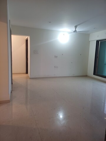 Furnished Amenities in 3 BHK Apartment at Lashkaria Green Woods, Andheri West – for Rent