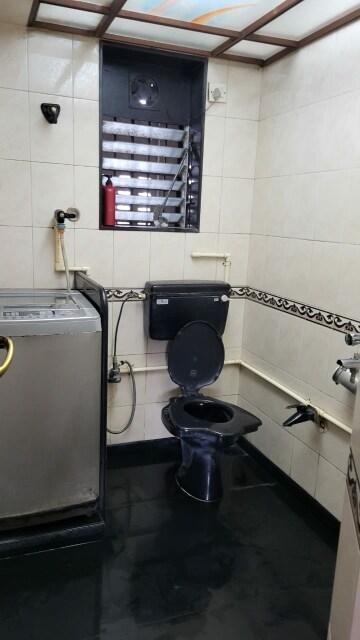 2 BHK Apartment For Rent in Thane West