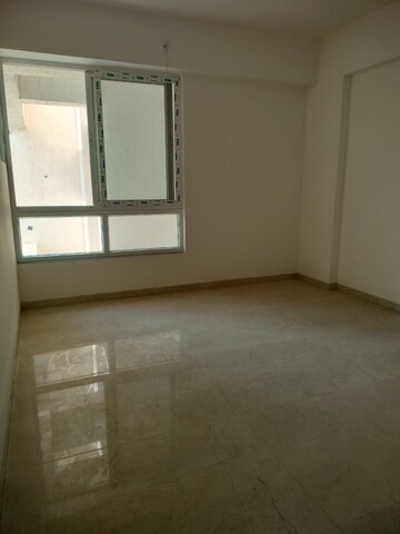 Room in 3 BHK Apartment at Kundan The Peak, Nibm Road – for Sale