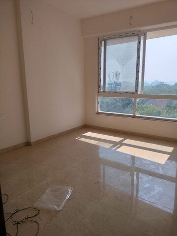 Room in 3 BHK Apartment at Kundan The Peak, Nibm Road – for Sale