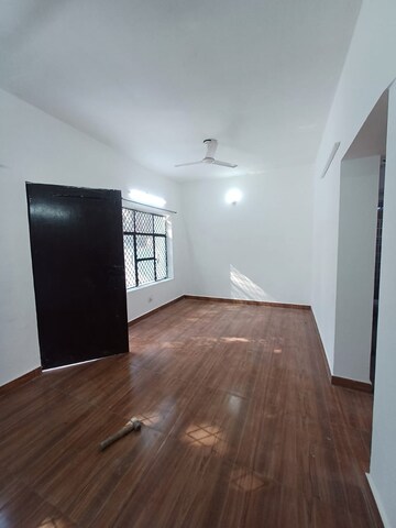 Bedroom in 1 BHK Independent House at Ansal Plaza Sector-23, Sector 23 – for Rent