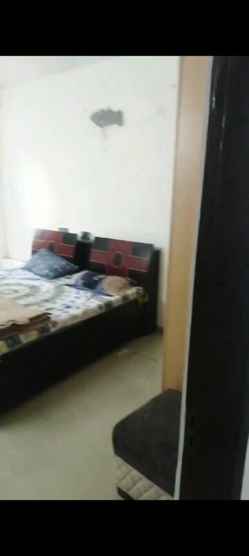 Bedroom in 3 BHK Apartment at Ambala Highway – for Rent