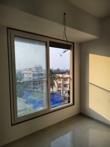 Furnished Amenities in 1 BHK Apartment at Acharat Baug, Santacruz West – for Sale