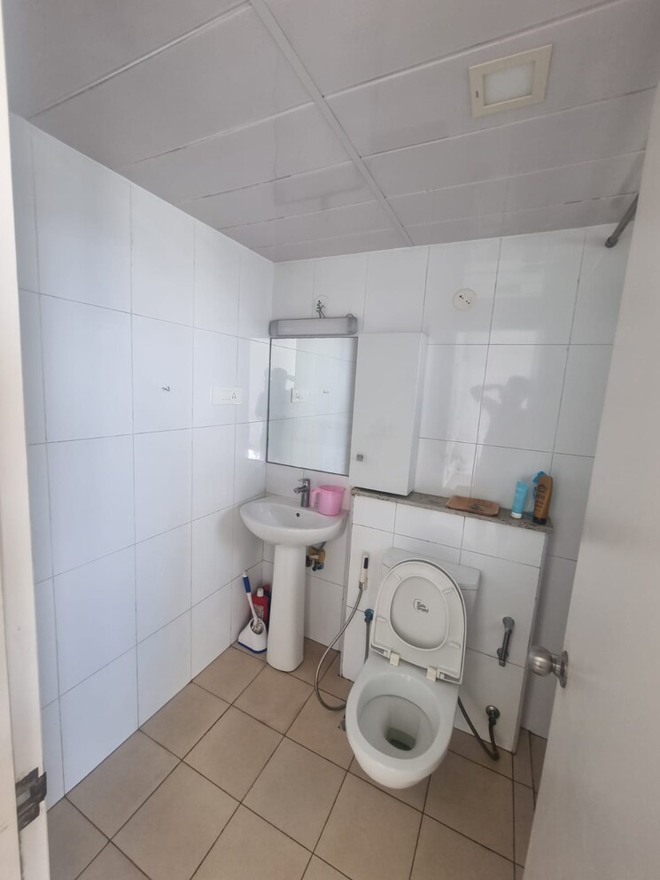 Attached Bathroom, prestige-ferns-residency 3.5 Bedroom 1800 Sq.Ft. Apartment In Harlur Bangalore 7967932