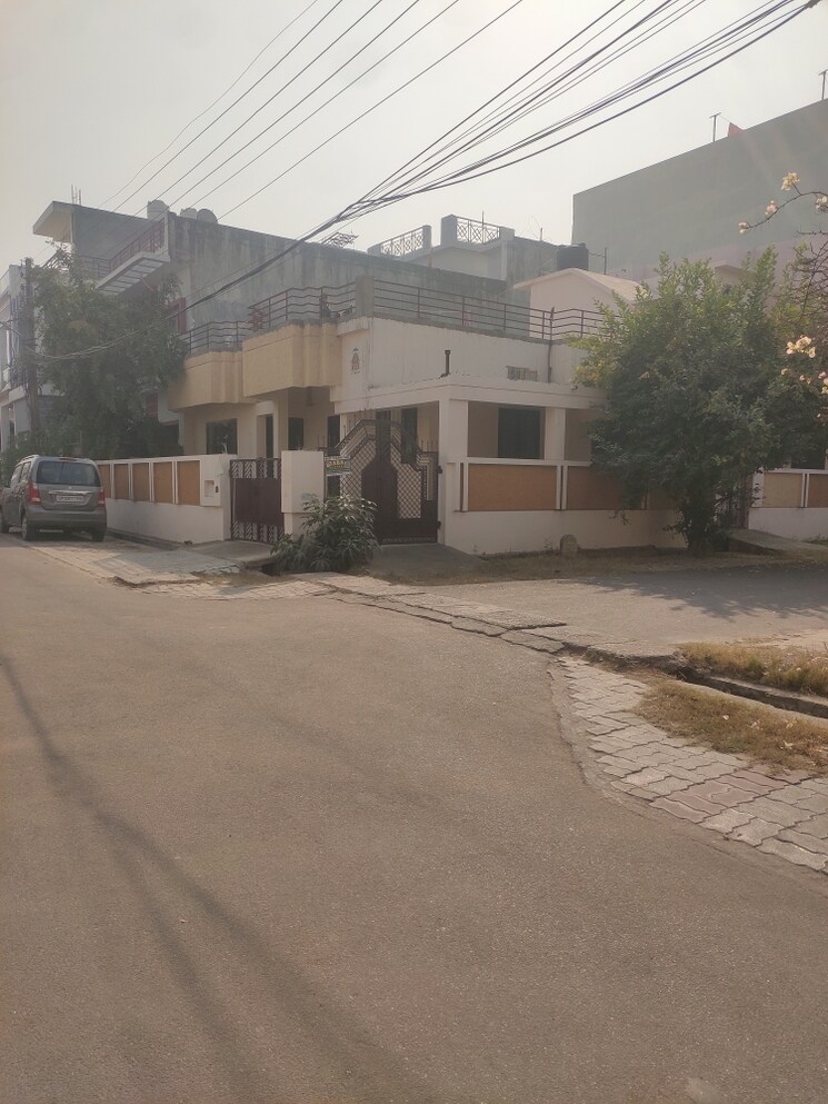 Exterior View, aliganj 3 Bedroom 2400 Sq.Ft. Independent House In Aliganj Lucknow 7967960
