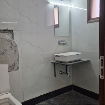 Bathroom in 2 BHK Builder Floor at Palm Residency Chhatarpur, Rajpur Khurd Extension – for Rent