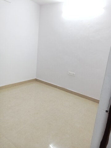 Room in 1 BHK Builder Floor at Safdarjung Enclave – for Rent