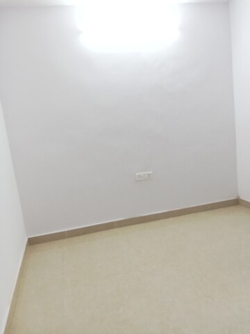 Room in 1 BHK Builder Floor at Safdarjung Enclave – for Rent