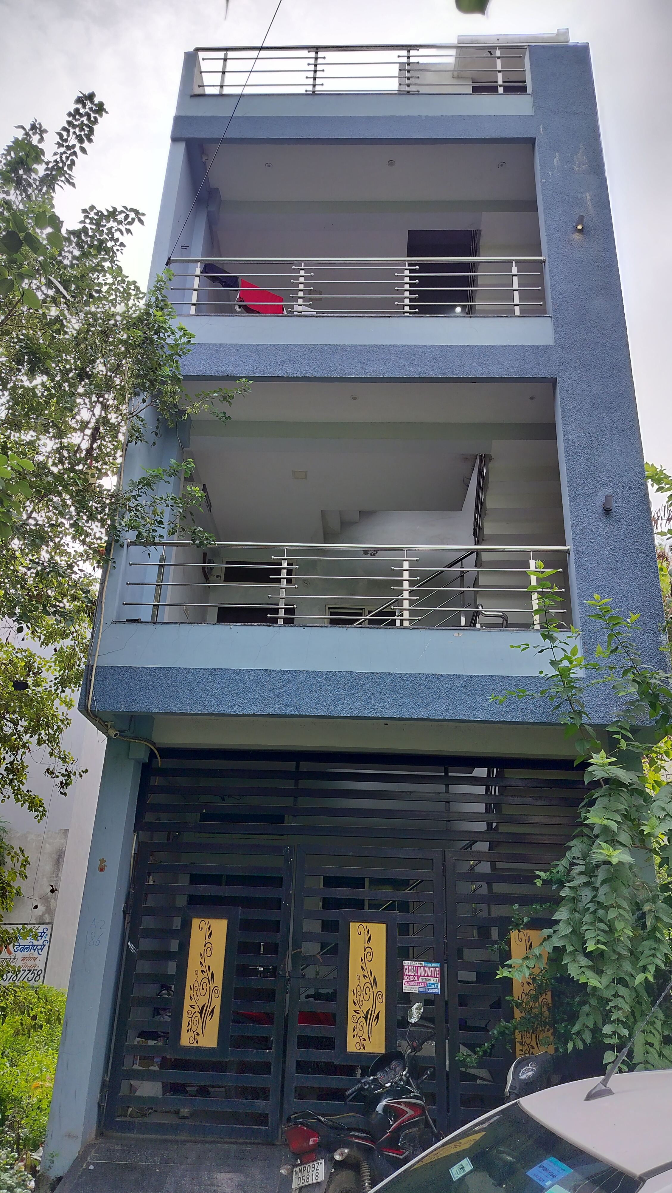 3.5 BHK Independent House For Sale in 600 Sqft Independent Hous