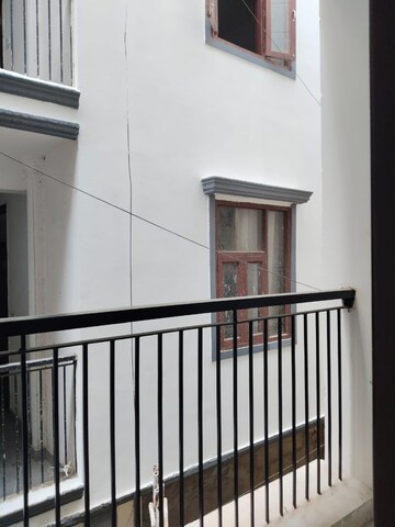 1 RK Builder Floor For Rent in Saket