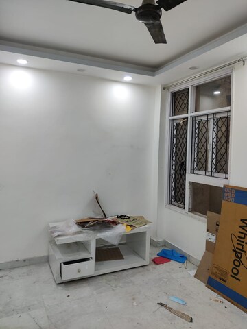 Living Room in 1 BHK Builder Floor at Safdarjang Enclave – for Rent