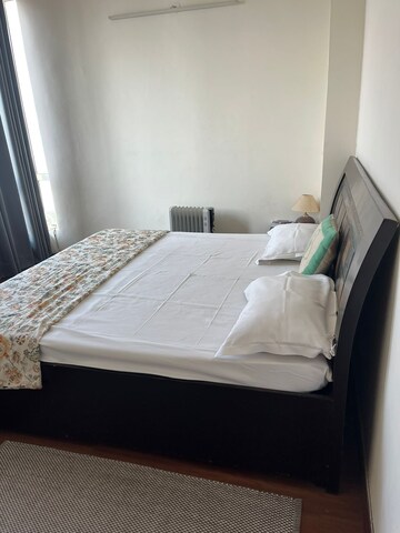 Bedroom in 3 BHK Builder Floor at Central Gurgaon – for Rent