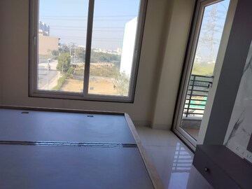 Room in 3 BHK Apartment at Emaar Gurgaon Greens, Sector 102 – for Rent