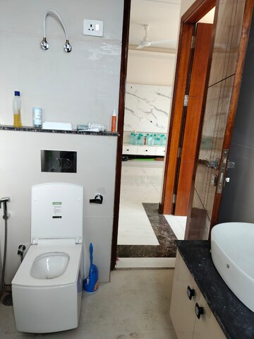 Furnished Amenities in 3 BHK Apartment at Emaar Gurgaon Greens, Sector 102 – for Rent