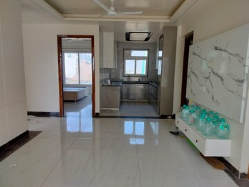 Room in 3 BHK Apartment at Emaar Gurgaon Greens, Sector 102 – for Rent