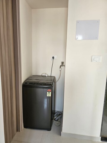 Furnished Amenities in 1 BHK Apartment at Ashar Axis, Subhash Nagar – for Rent