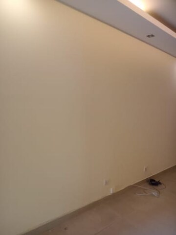 Room in 2 BHK Builder Floor at Nirman Vihar – for Rent