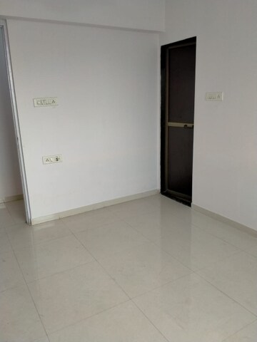 Room in 1 BHK Apartment at Prakruti Heights Haware City, Haware City – for Rent