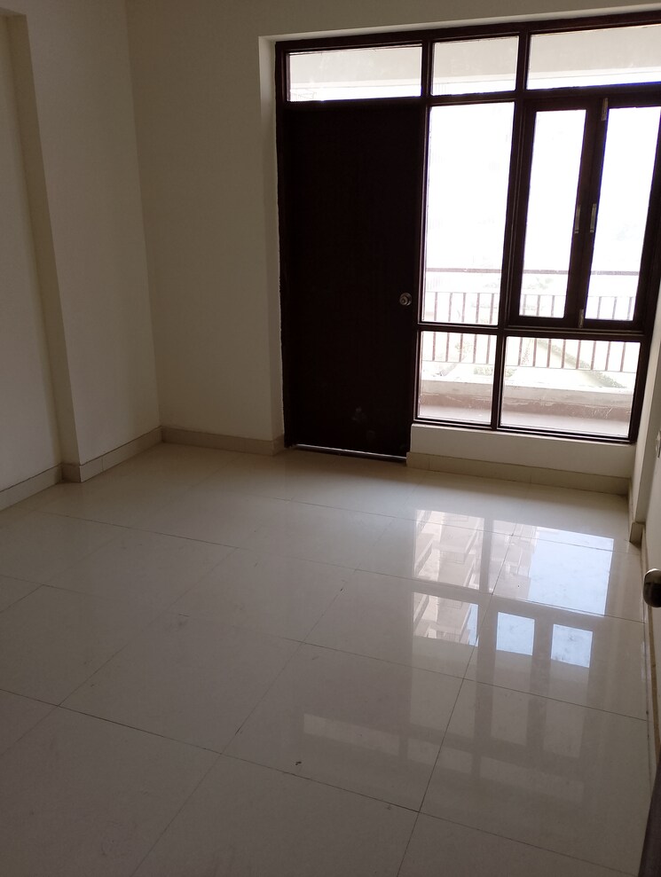 Room, cosmos-express-99 2 Bedroom 1550 Sq.Ft. Apartment In Sector 99 Gurgaon 7968206