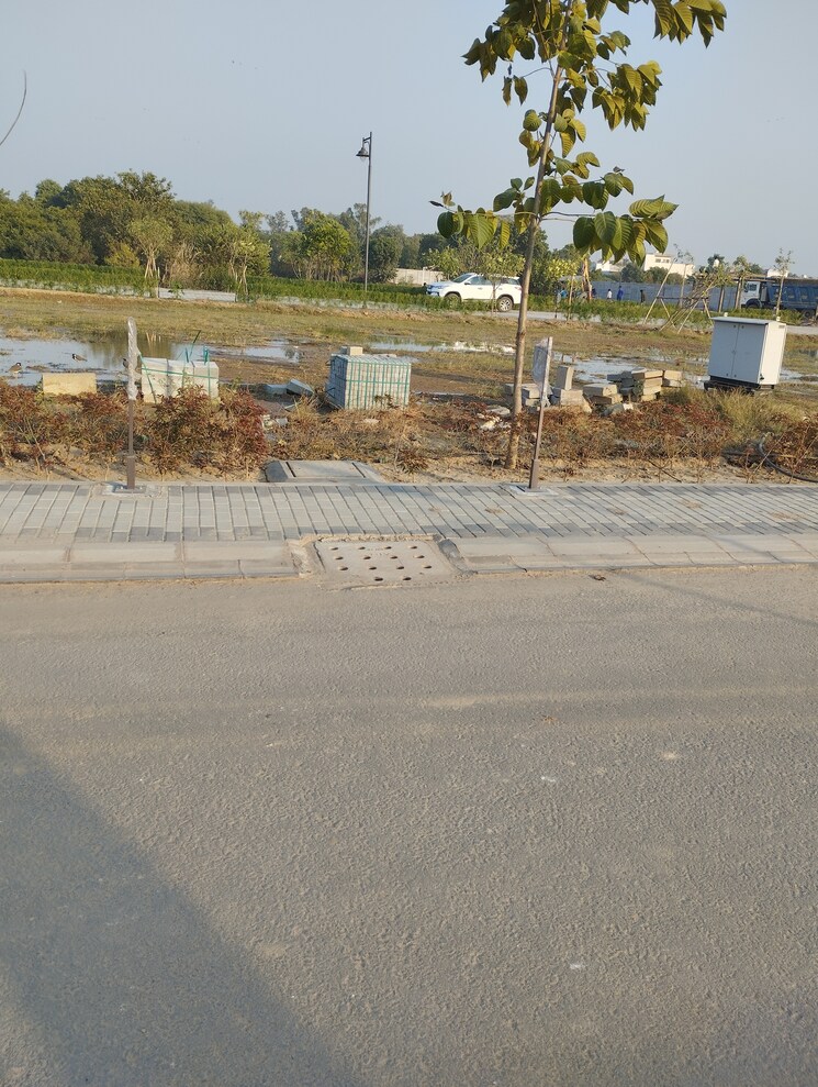 undefined, bptp-district-3  118 Sq.Yd. Plot In Sector 85 Faridabad 7968351
