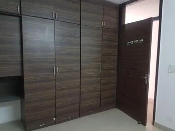 Room in 2 BHK Builder Floor at Jangpura A – for Rent