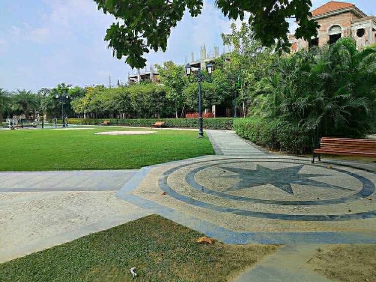 Garden, omaxe-metro-city  1744 Sq.Ft. Plot In Kalli Paschim Lucknow 7968439