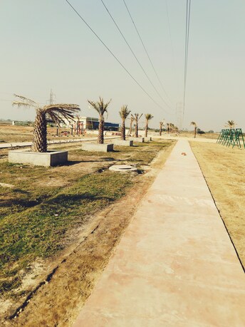 Plot For Resale in Ajhai Khurd Vrindavan  7968467