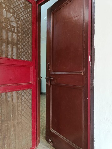 Furnished Amenities in  Pg at Rohini Sector 16 – for Rent