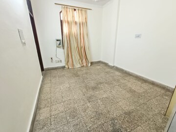 Room in  Pg at Rohini Sector 16 – for Rent