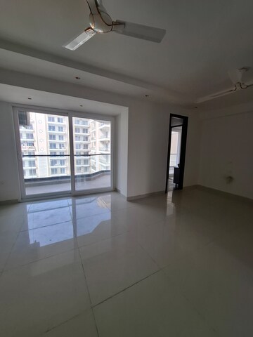 Furnished Amenities in 3.5 BHK Apartment at Hermitage Centralis, Vip Road – for Rent