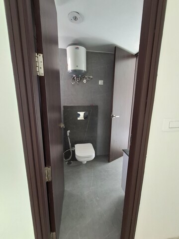 Furnished Amenities in 3.5 BHK Apartment at Hermitage Centralis, Vip Road – for Rent